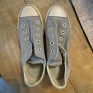VGC  Converse Chucks Slip-Ons Sz 4